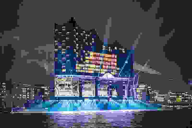 04-1_zimmermann_grand-opening-elbphilharmonie_photo-ralph-larmann_09734