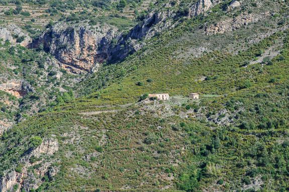 spnaish mountain life a remote finca typical of El Maestrat