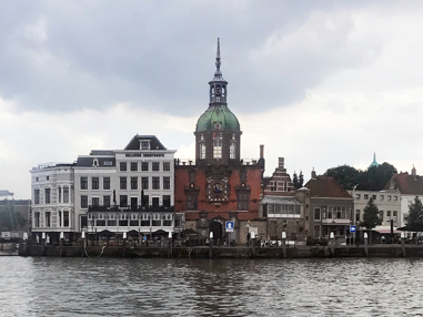 Dordrecht Groothoofdspoort and old town