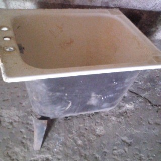 Cast Iron Bath Horse Animal Water Feeder Garden Feature
