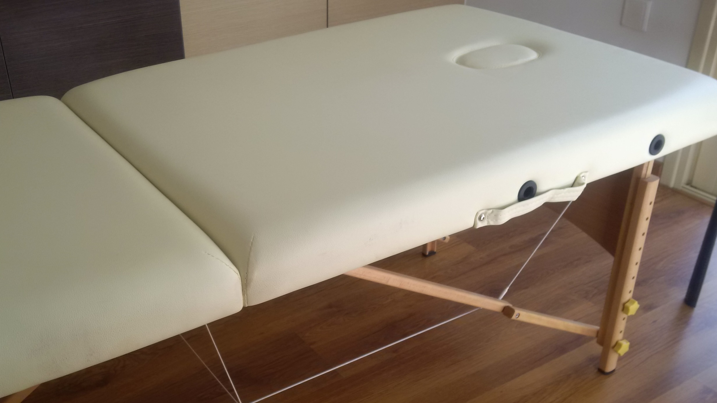 Massage Bed General Classifieds Cyprus Angloinfo