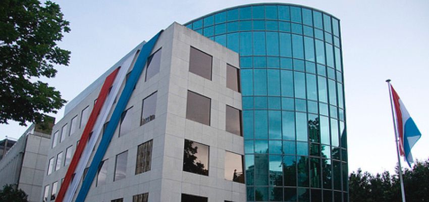 Banque De Luxembourg By Your Side From One Generation To The
